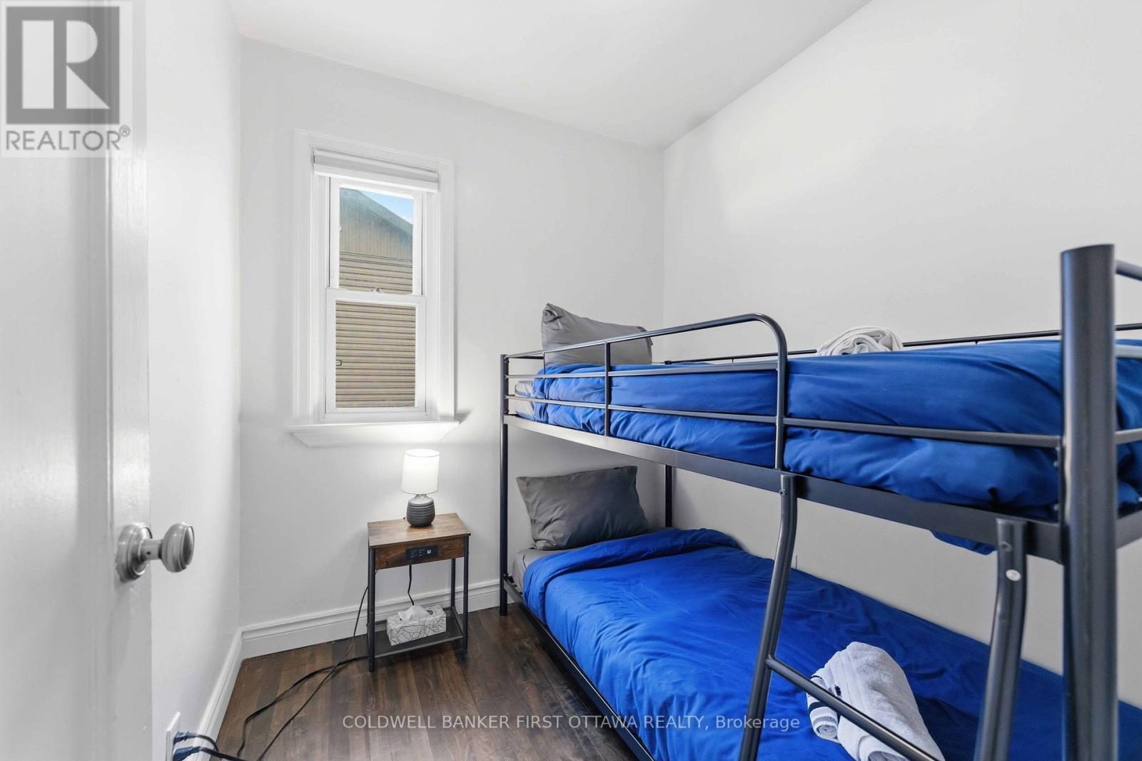 260 Keyworth Avenue, Ottawa, ON - Indoor Photo Showing Bedroom