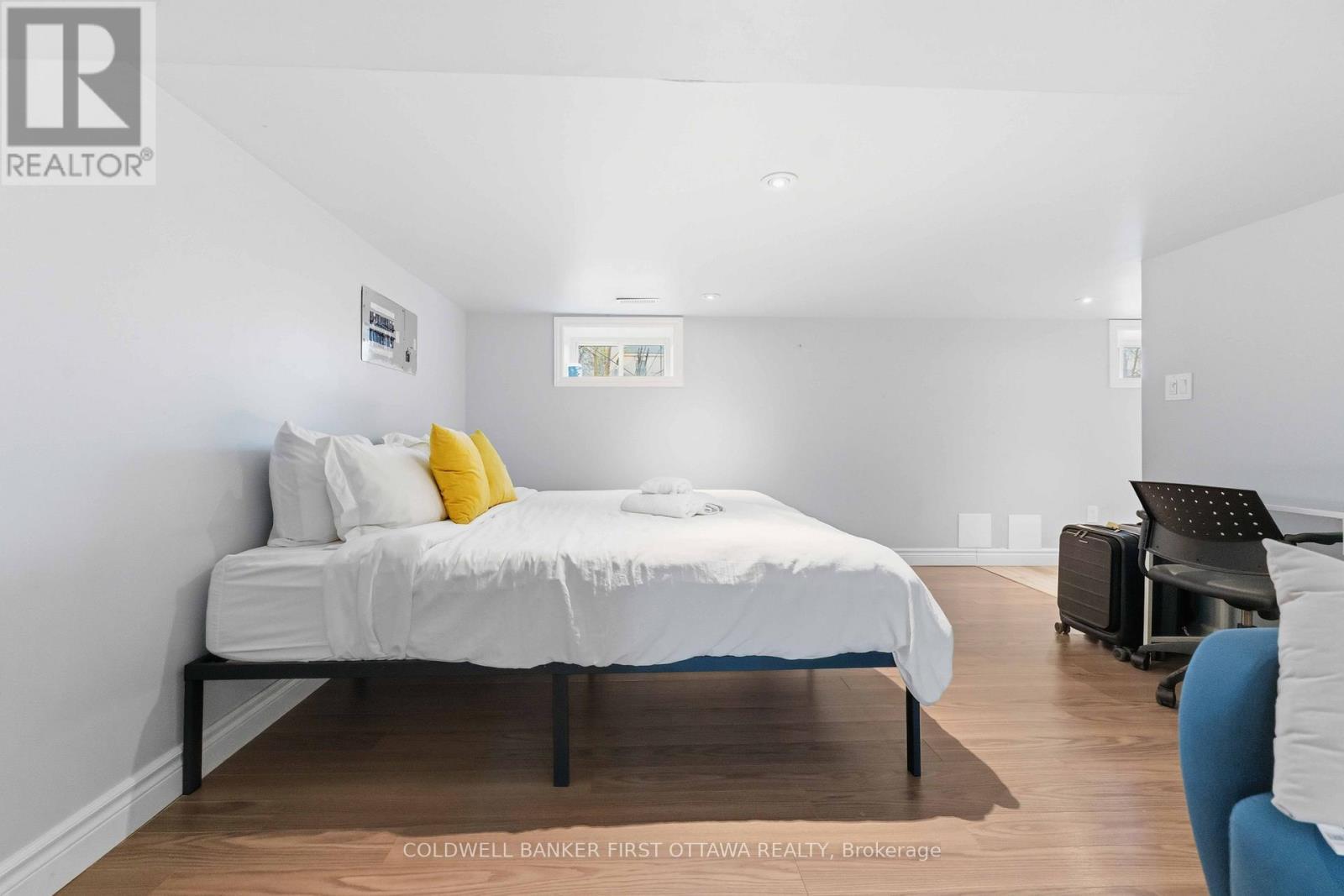 260 Keyworth Avenue, Ottawa, ON - Indoor Photo Showing Bedroom