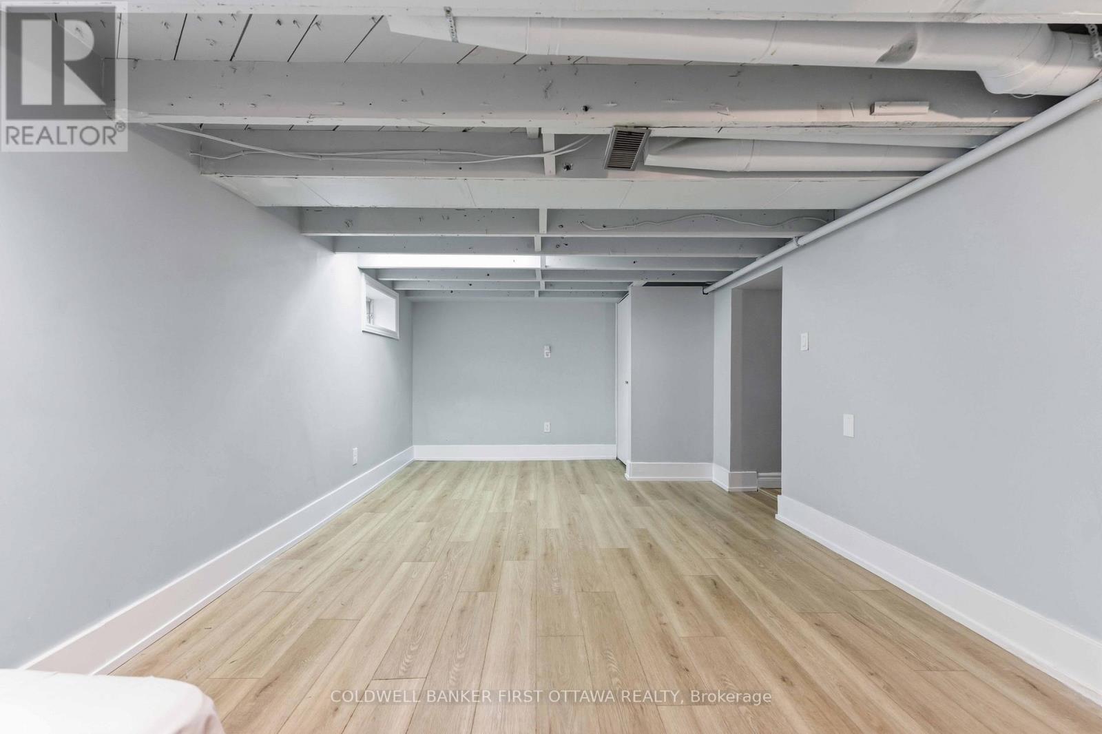 260 Keyworth Avenue, Ottawa, ON - Indoor