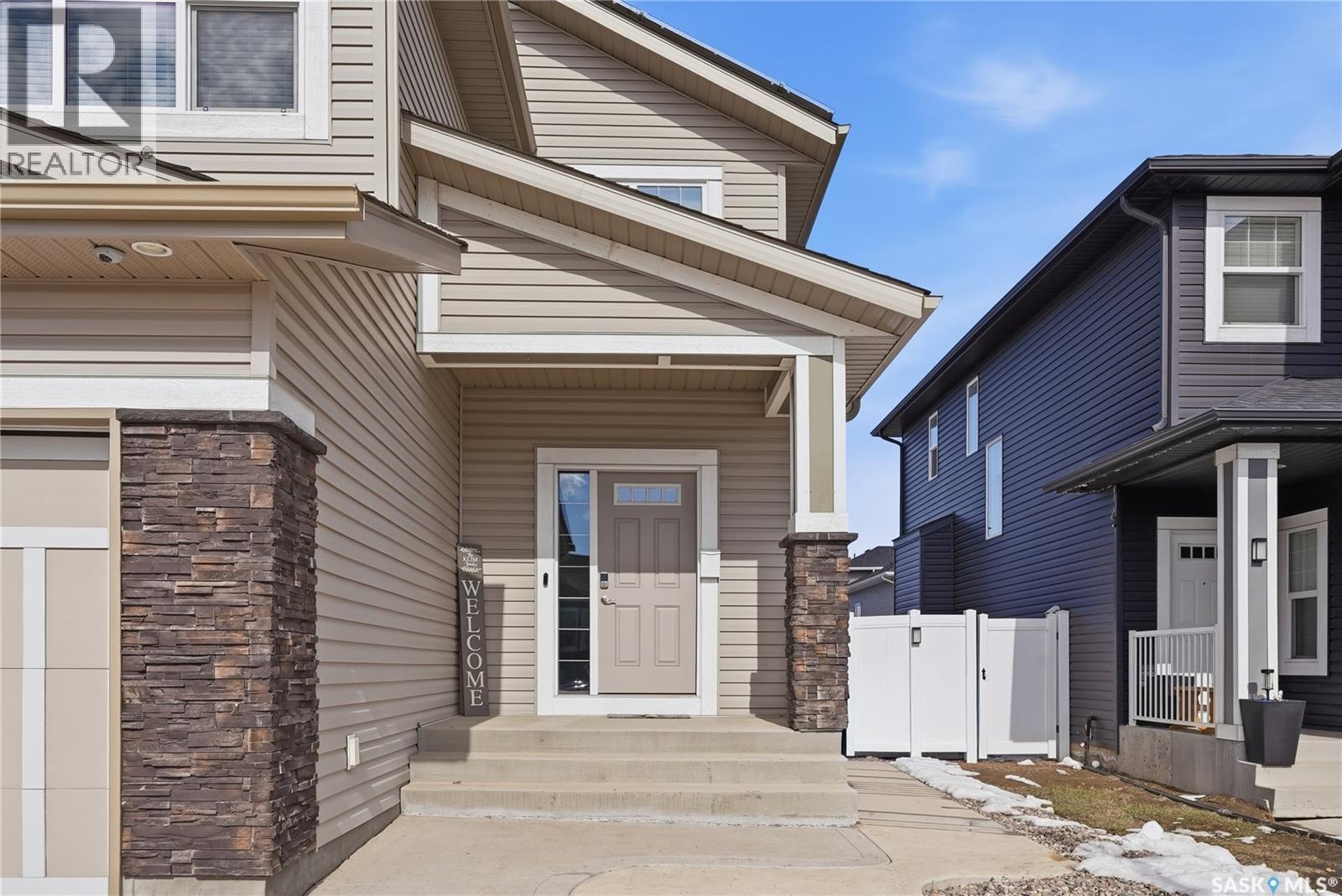 118 Stromberg Crescent, Saskatoon, SK - Outdoor With Exterior