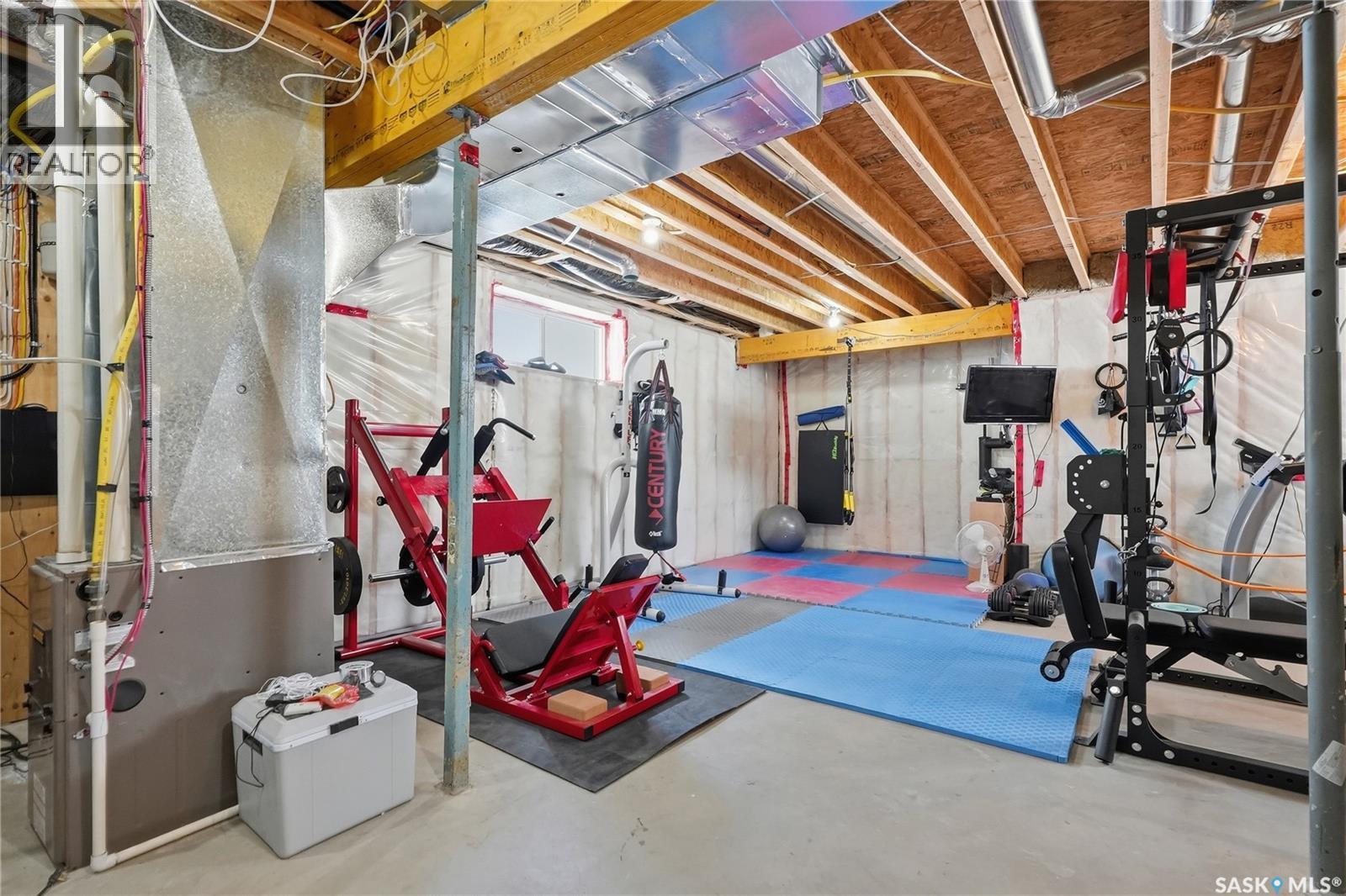 118 Stromberg Crescent, Saskatoon, SK - Indoor