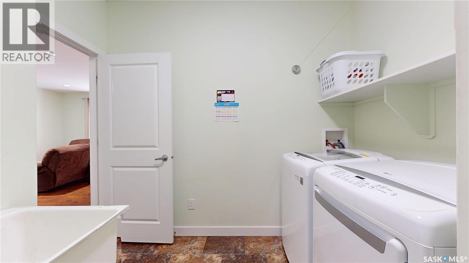 2632 Makowsky Crescent, Regina, SK - Indoor Photo Showing Laundry Room