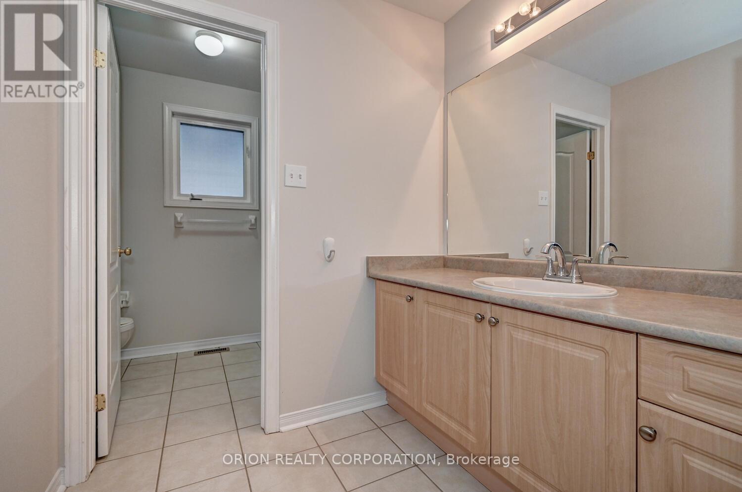 48 Apple Ridge Drive, Kitchener, ON - Indoor Photo Showing Bathroom