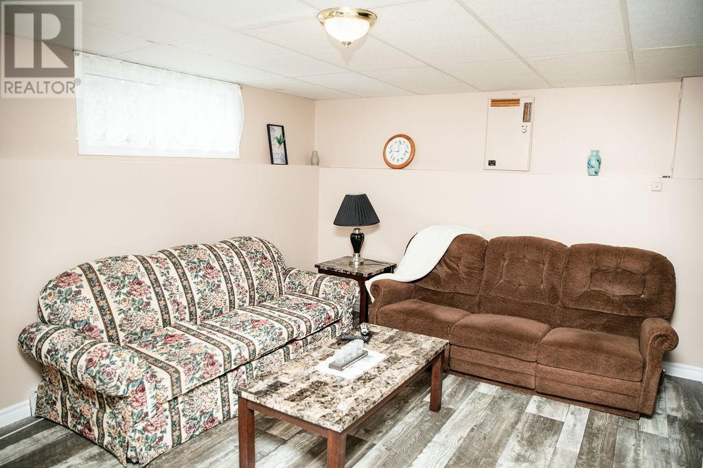 68 Fox Harbour Road, Dunville, NL - Indoor Photo Showing Living Room
