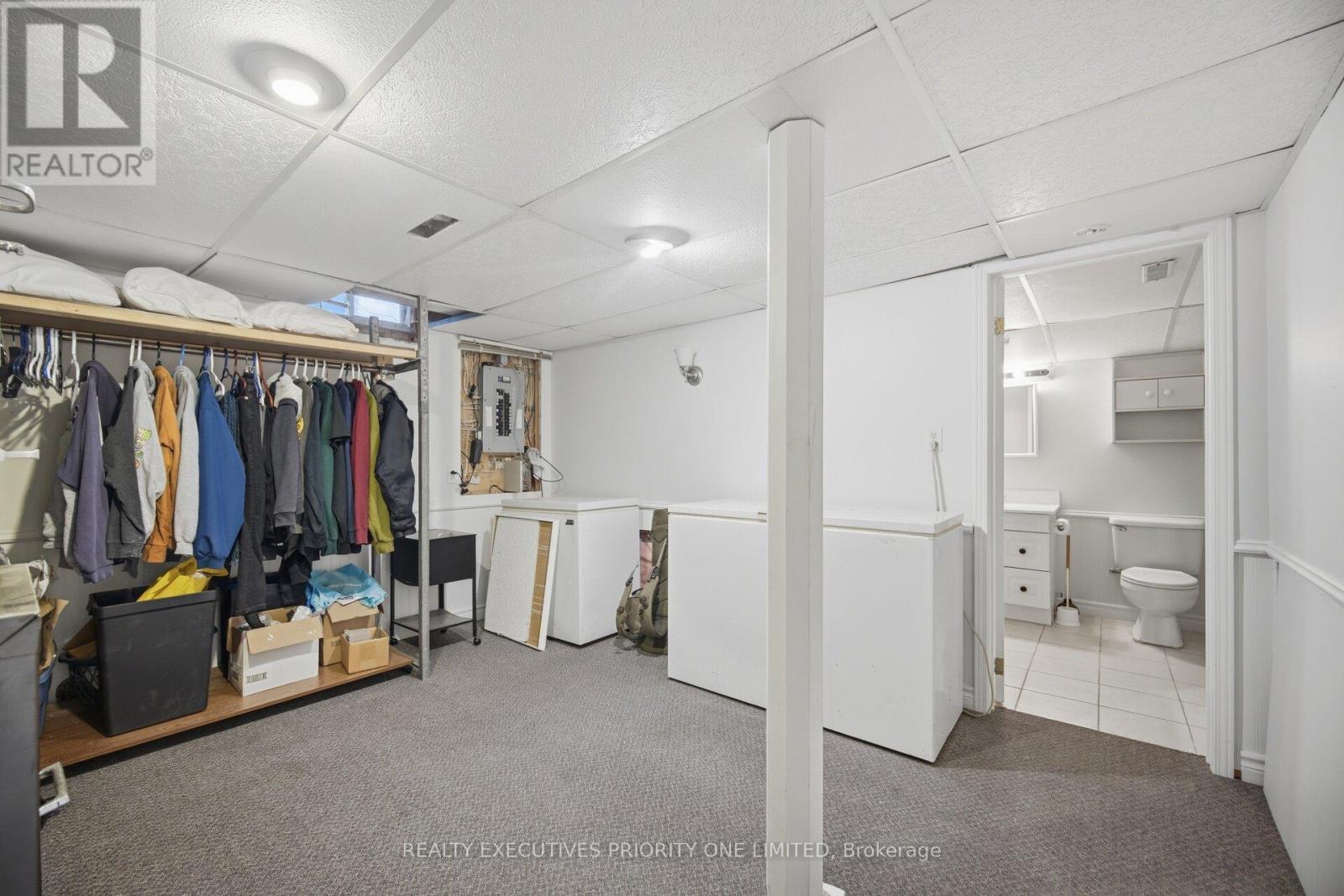 24 Archbury Circle, Caledon, ON - Indoor