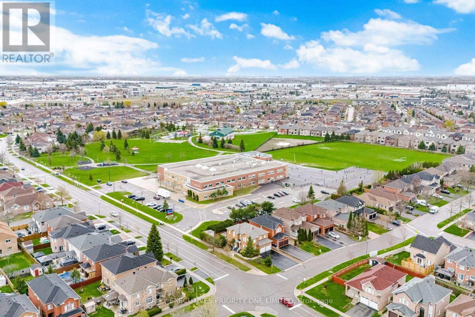24 Archbury Circle, Caledon, ON - Outdoor With View
