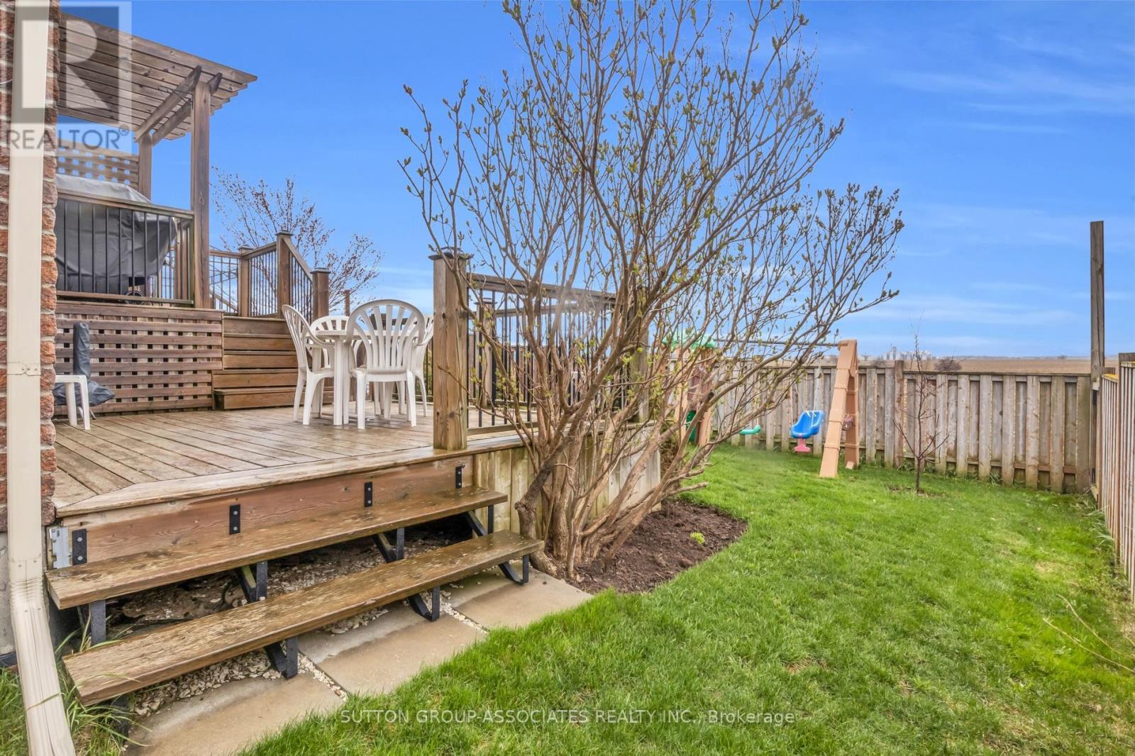 166 Maple Street, Mapleton, ON - Outdoor With Deck Patio Veranda