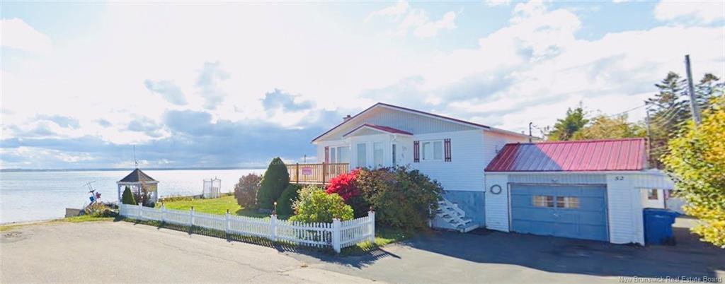 52 Blanchard St, Maisonnette, NB