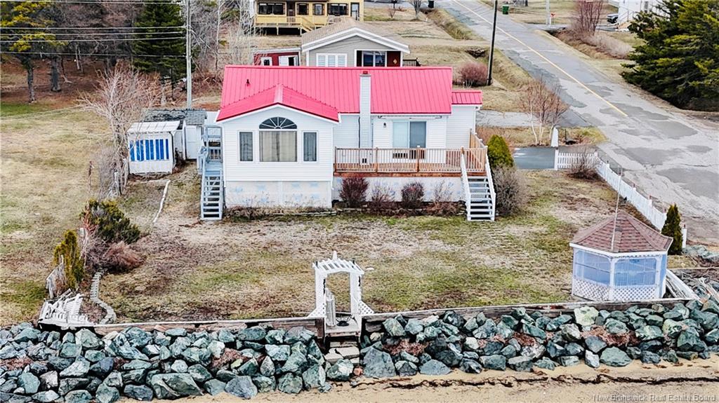 52 Blanchard St, Maisonnette, NB