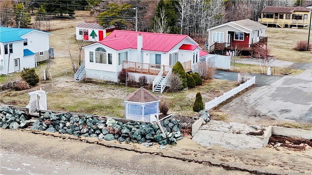 52 Blanchard St, Maisonnette, NB