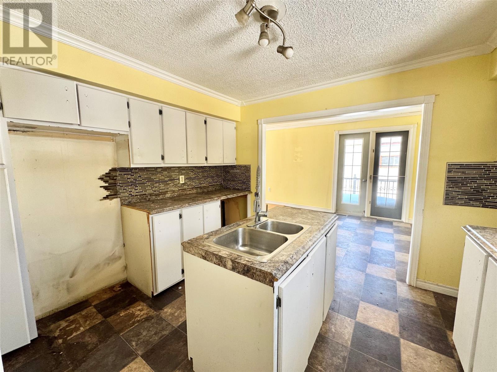 4A Hulls Lane, Twillingate, NL - Indoor Photo Showing Kitchen With Double Sink