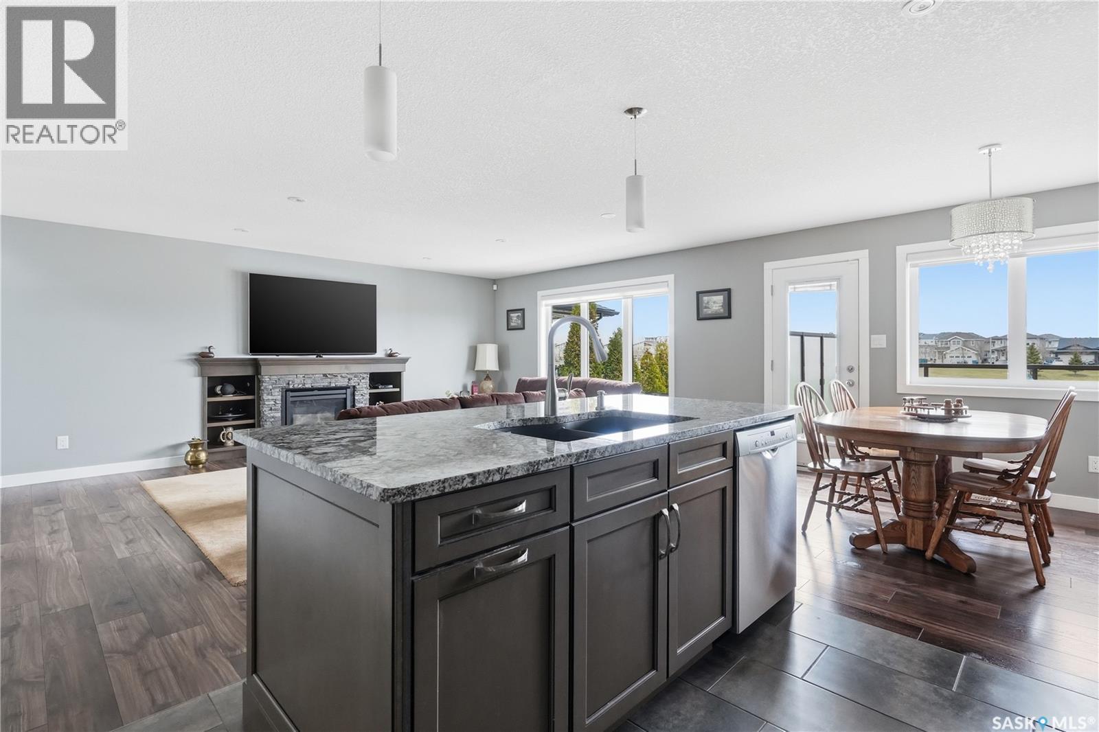 4009 Alton Crescent, Regina, SK - Indoor