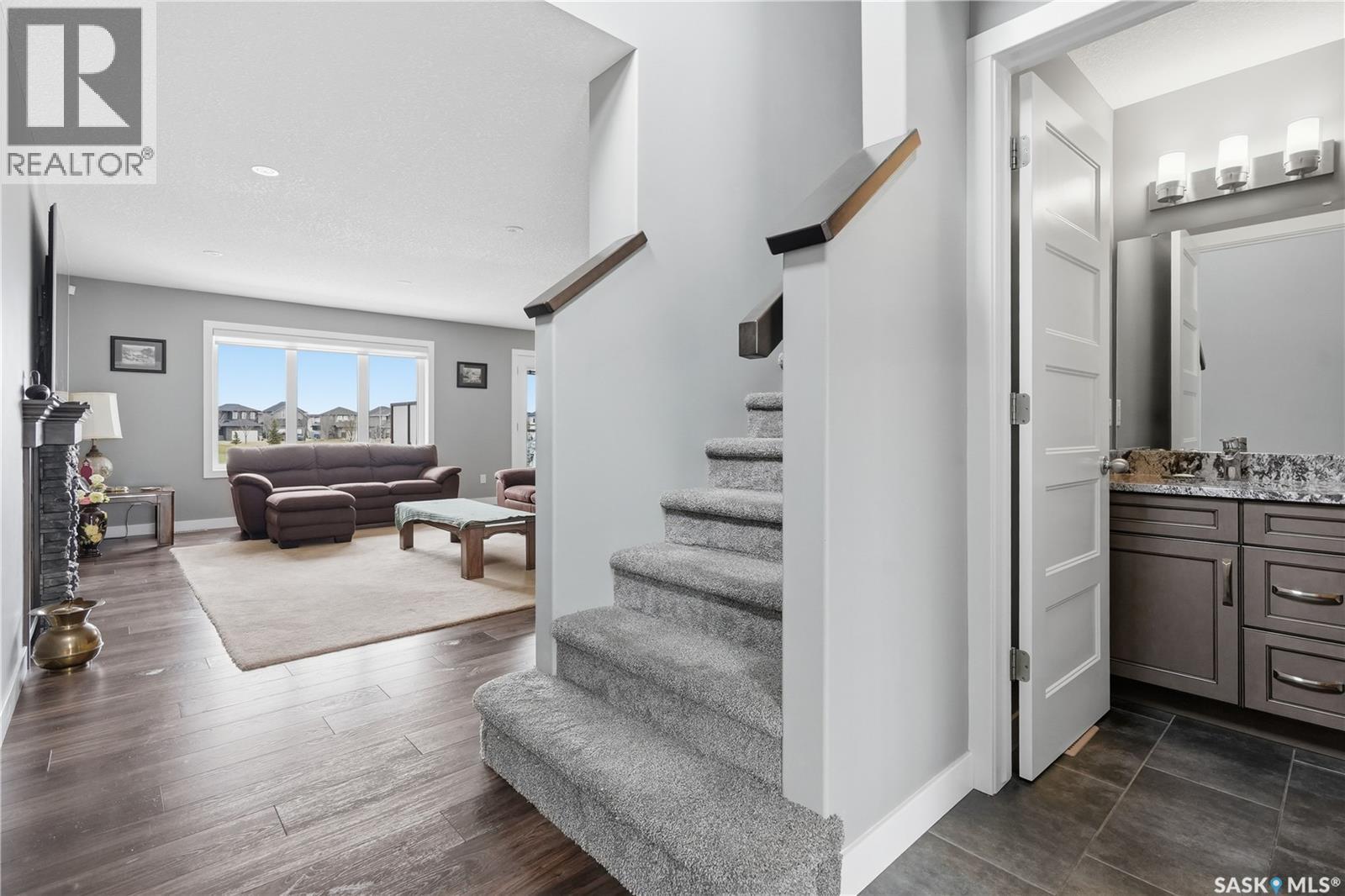 4009 Alton Crescent, Regina, SK - Indoor