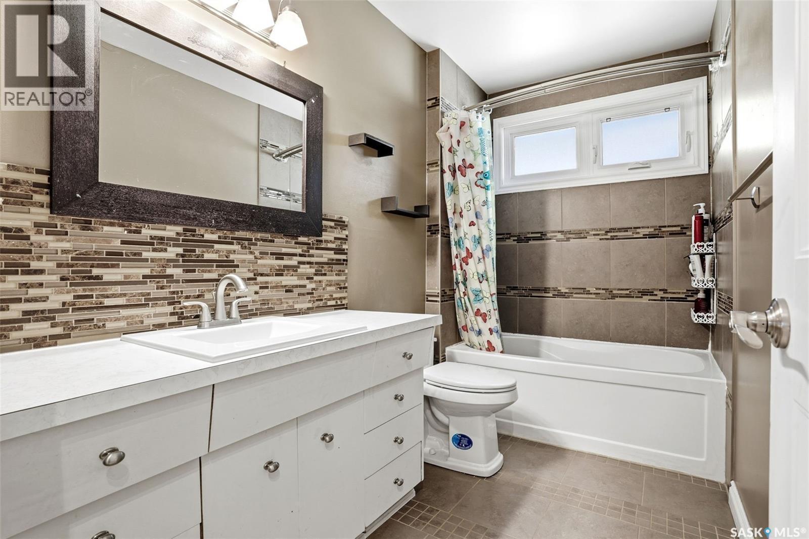 75 Rothwell Crescent, Regina, SK