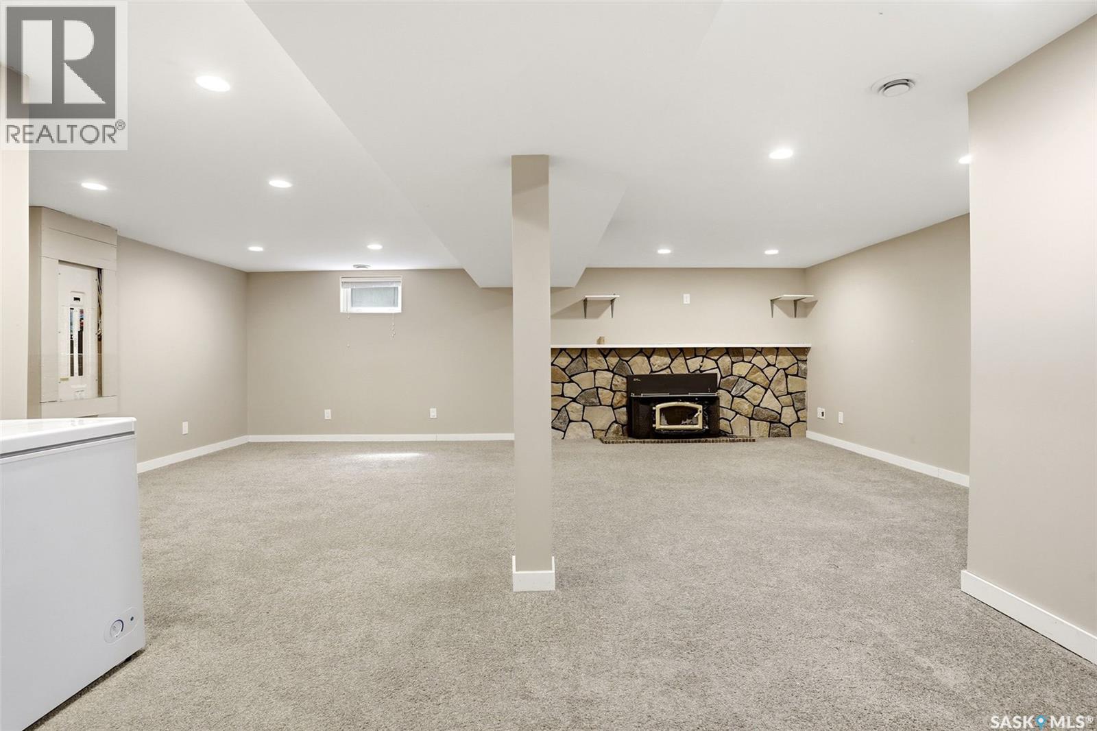 75 Rothwell Crescent, Regina, SK