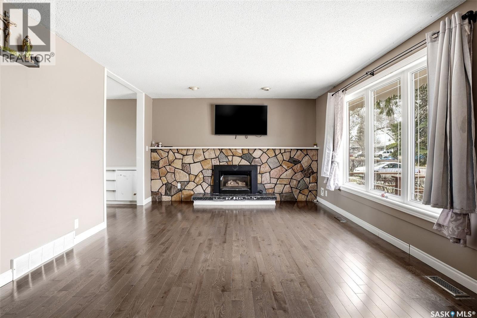 75 Rothwell Crescent, Regina, SK