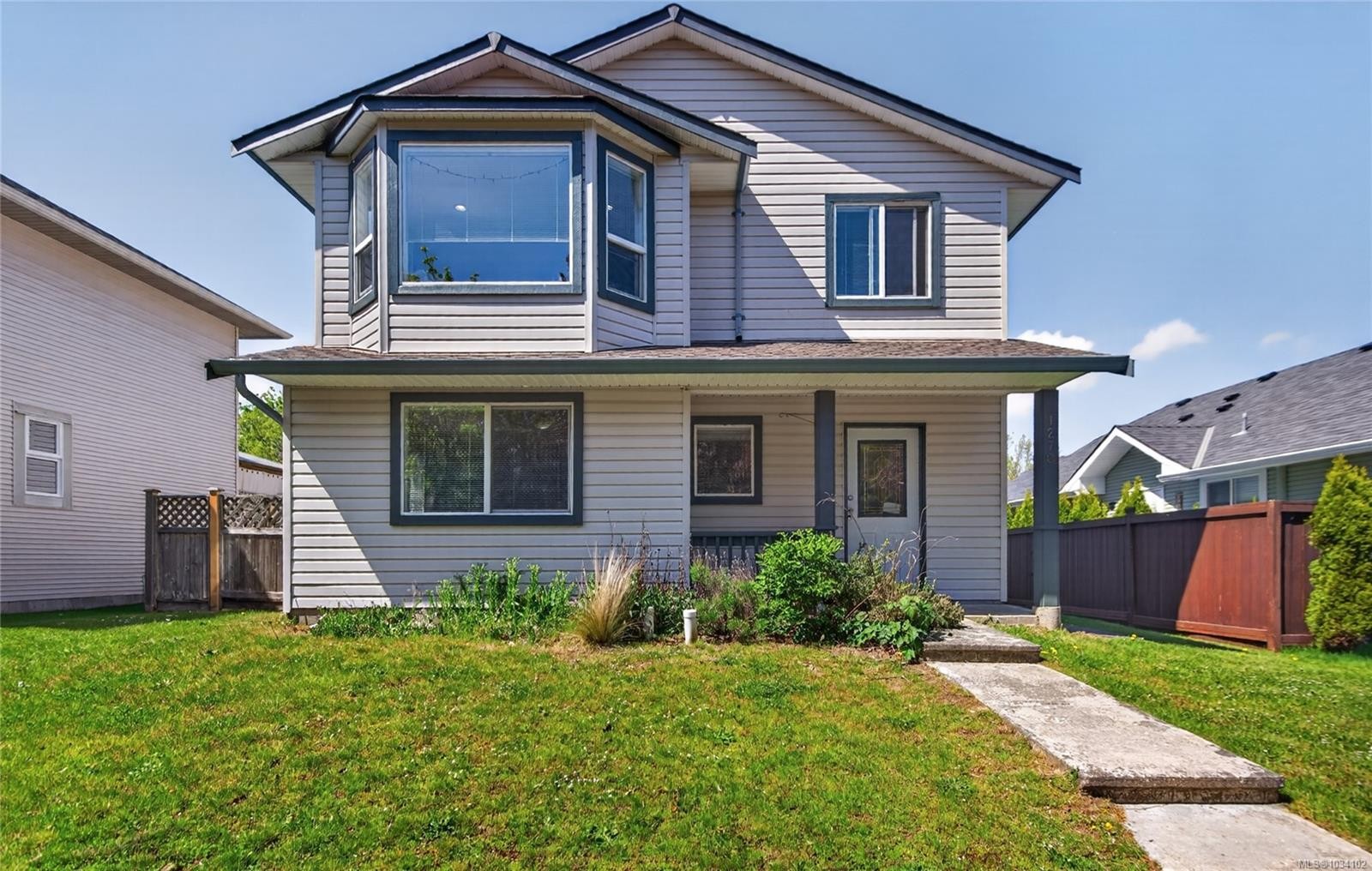 1270 Noel Ave, Comox, BC