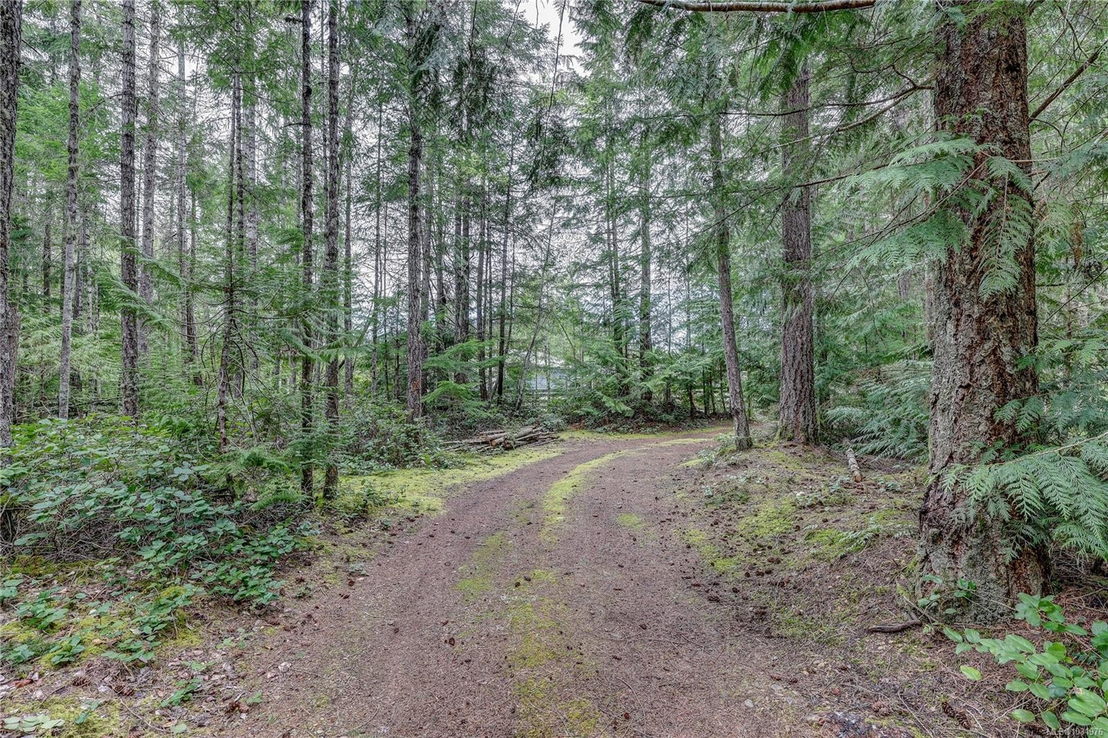 1377 Meadowood Way, Qualicum Beach, BC