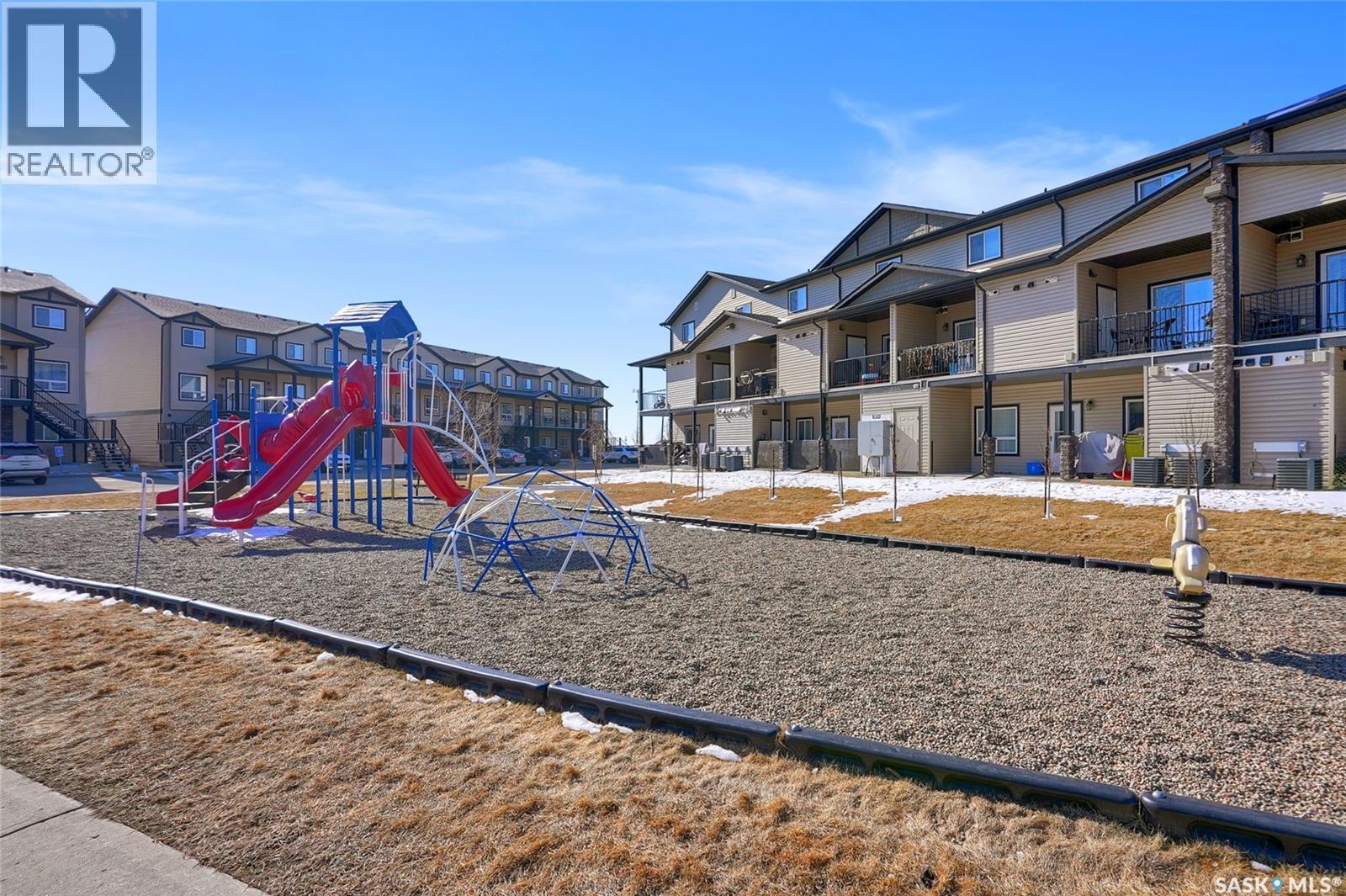 405 3826 Dewdney Avenue E, Regina, SK - Outdoor With Balcony