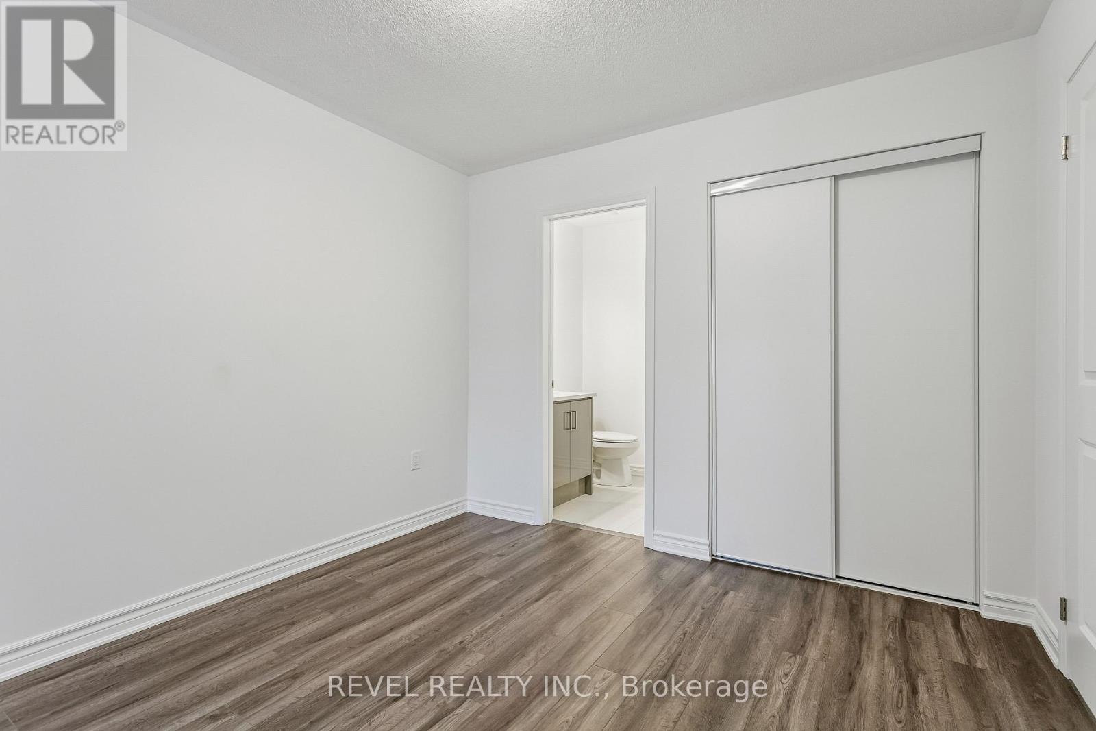 15 Varisty Drive, Brampton, ON - Indoor Photo Showing Other Room