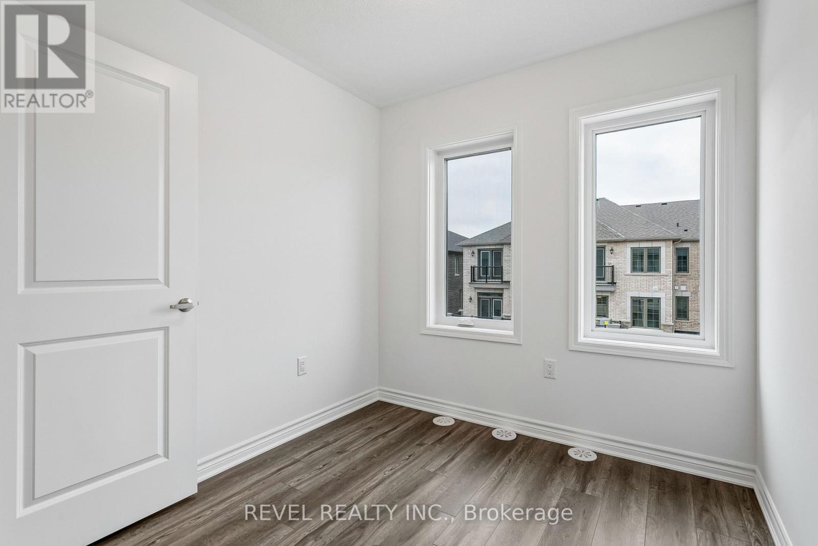 15 Varisty Drive, Brampton, ON - Indoor Photo Showing Other Room