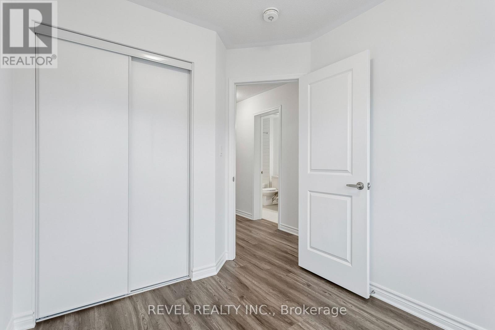 15 Varisty Drive, Brampton, ON - Indoor Photo Showing Other Room