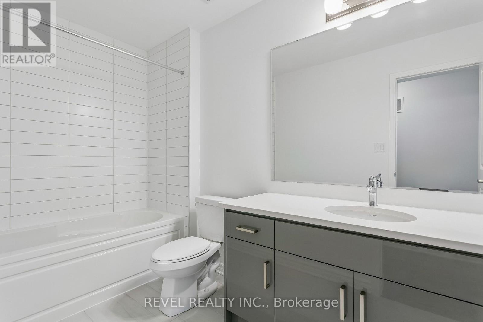 15 Varisty Drive, Brampton, ON - Indoor Photo Showing Bathroom