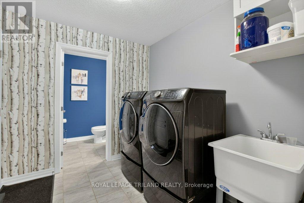 2 Ambrosia Path, St. Thomas, ON - Indoor Photo Showing Laundry Room