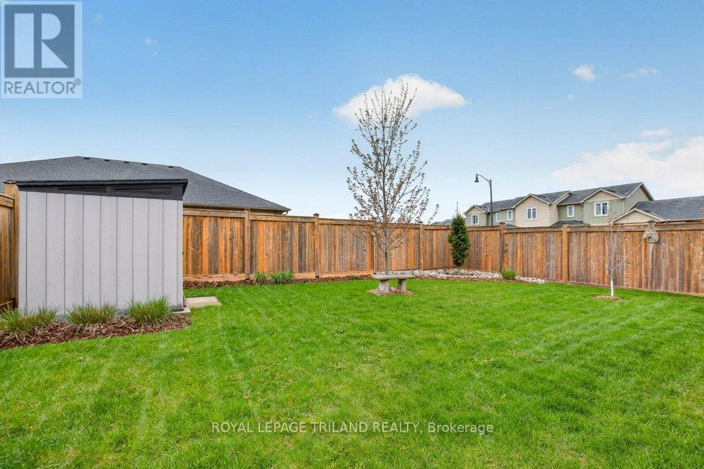 2 Ambrosia Path, St. Thomas, ON - Outdoor