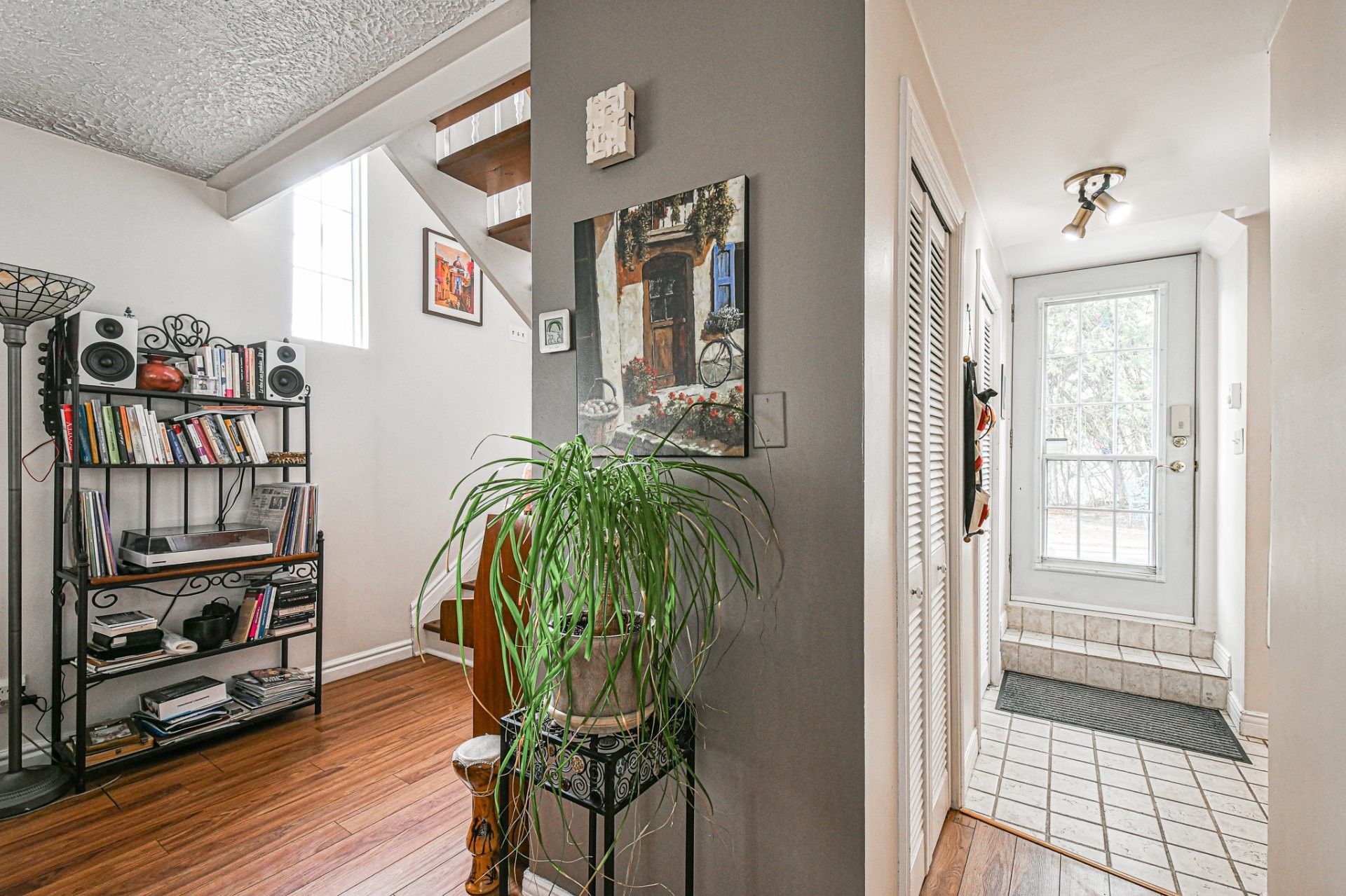 Vue d'ensemble - 340 Rue Des Plaines, Sainte-Adèle, QC - Indoor Photo Showing Other Room