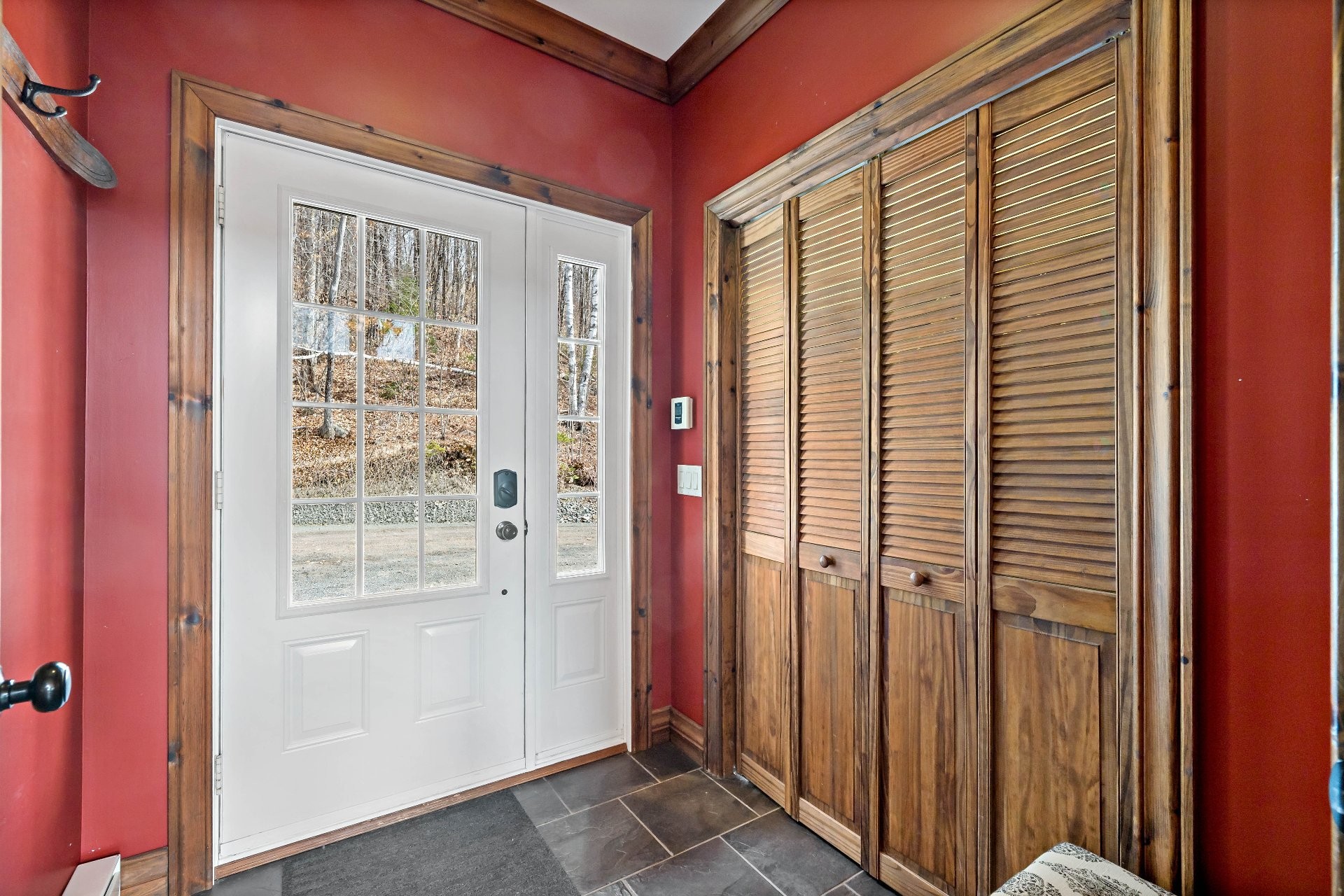 Hall d'entrée/Vestibule - 345 - 347 Ch. Grenier, Lac-Supérieur, QC