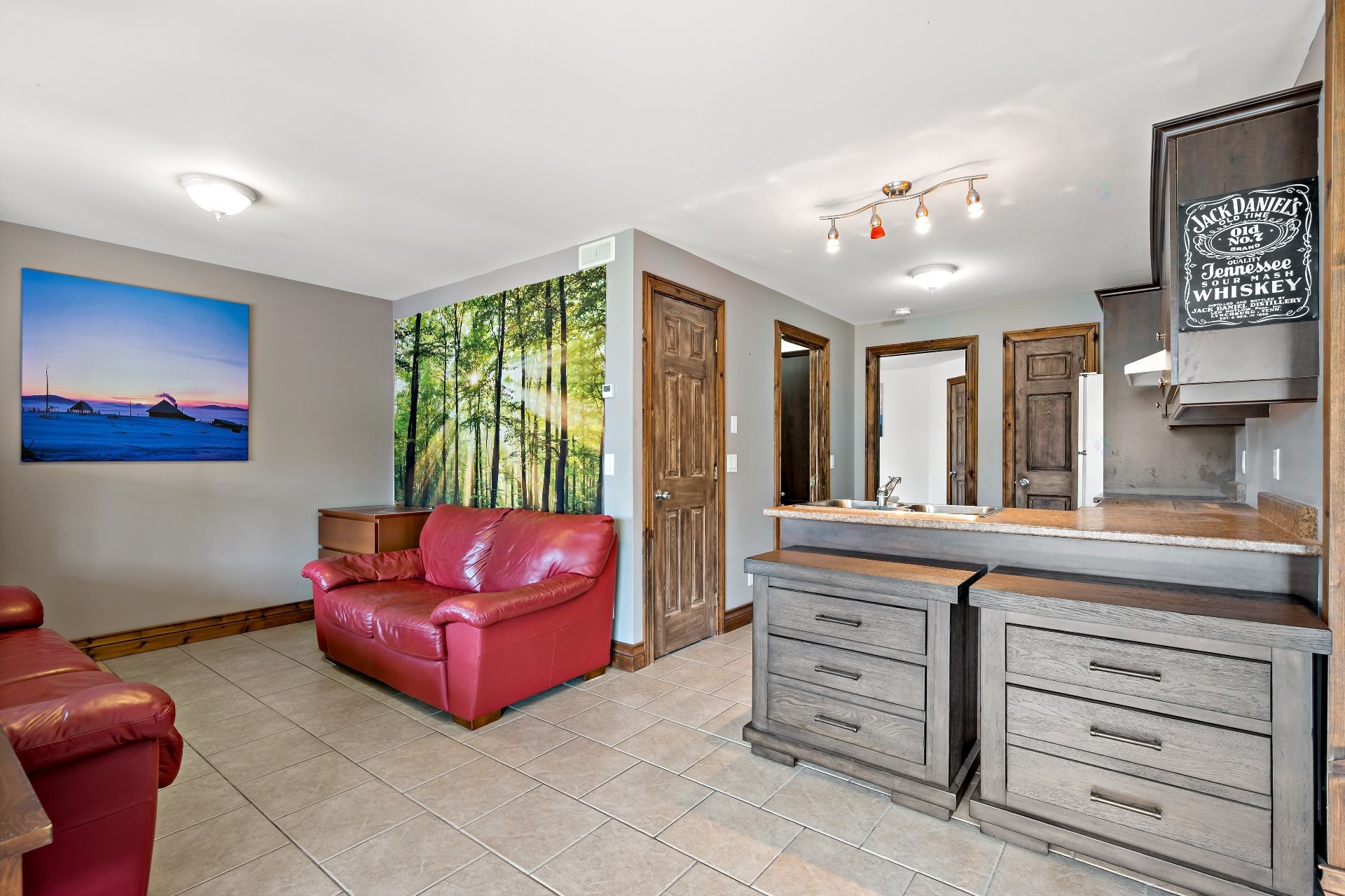 Salle familiale - 345 - 347 Ch. Grenier, Lac-Supérieur, QC