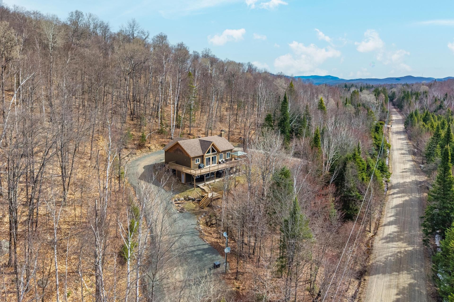 Photo aérienne - 345 - 347 Ch. Grenier, Lac-Supérieur, QC