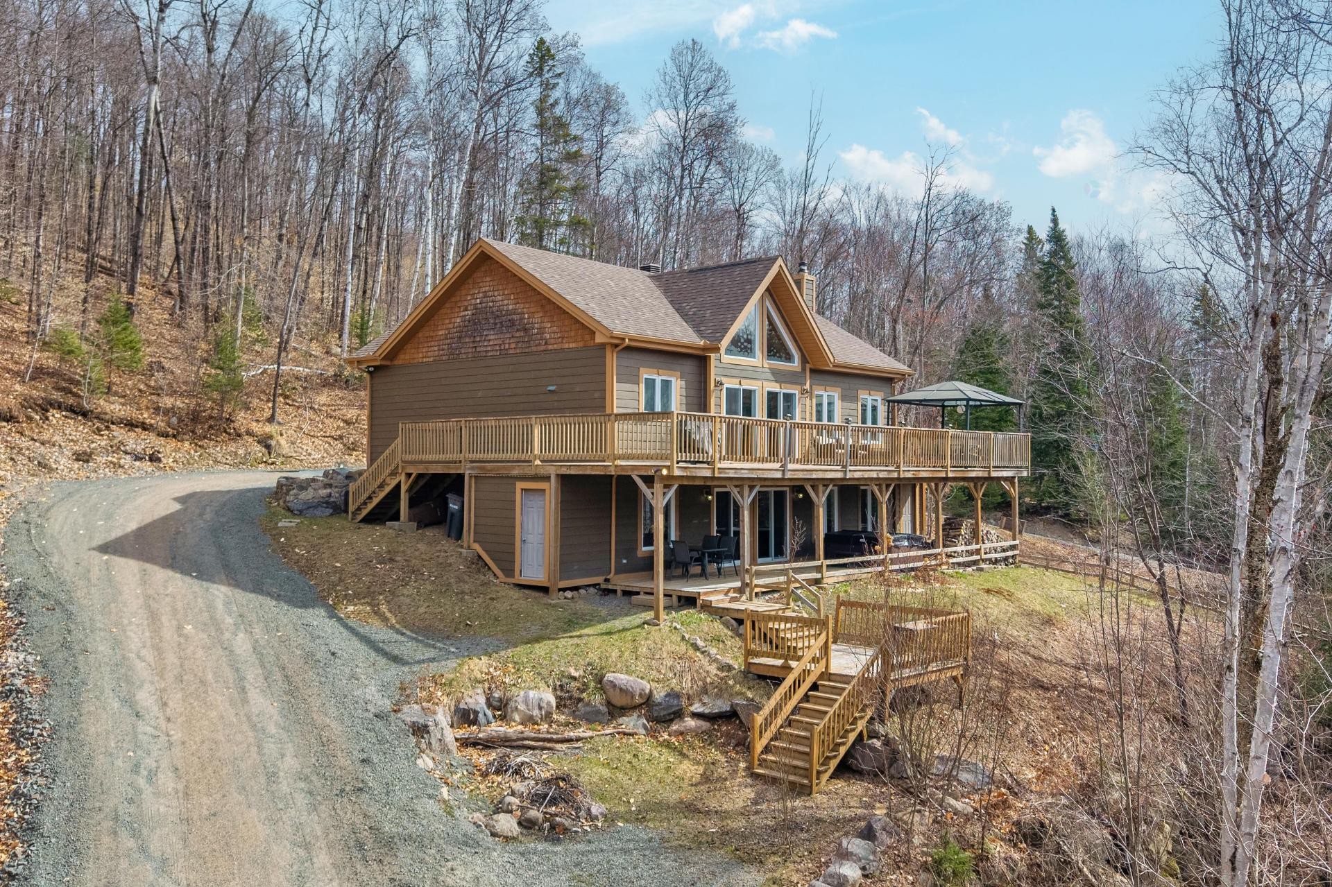 Photo aérienne - 345 - 347 Ch. Grenier, Lac-Supérieur, QC