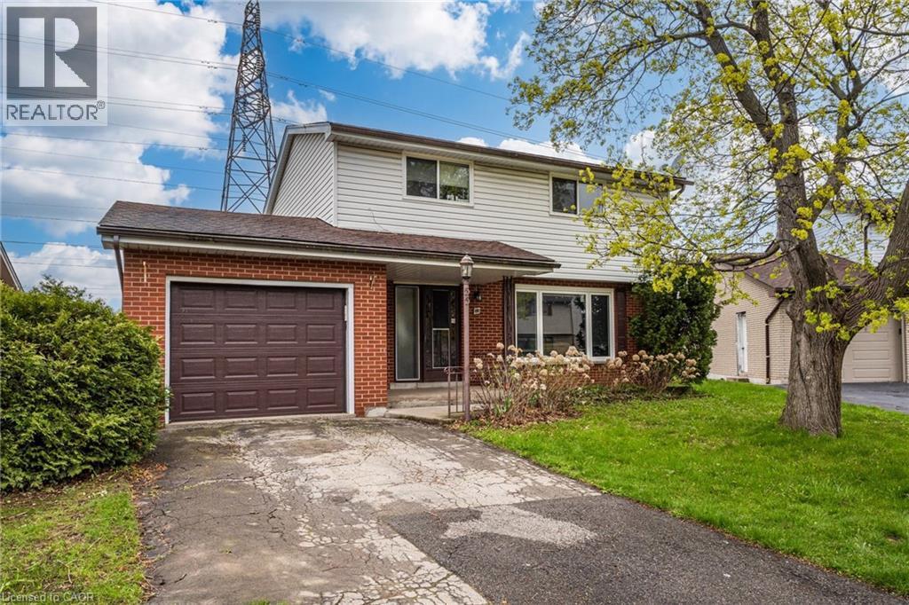 55 Yarmouth Court, Hamilton, ON - Outdoor