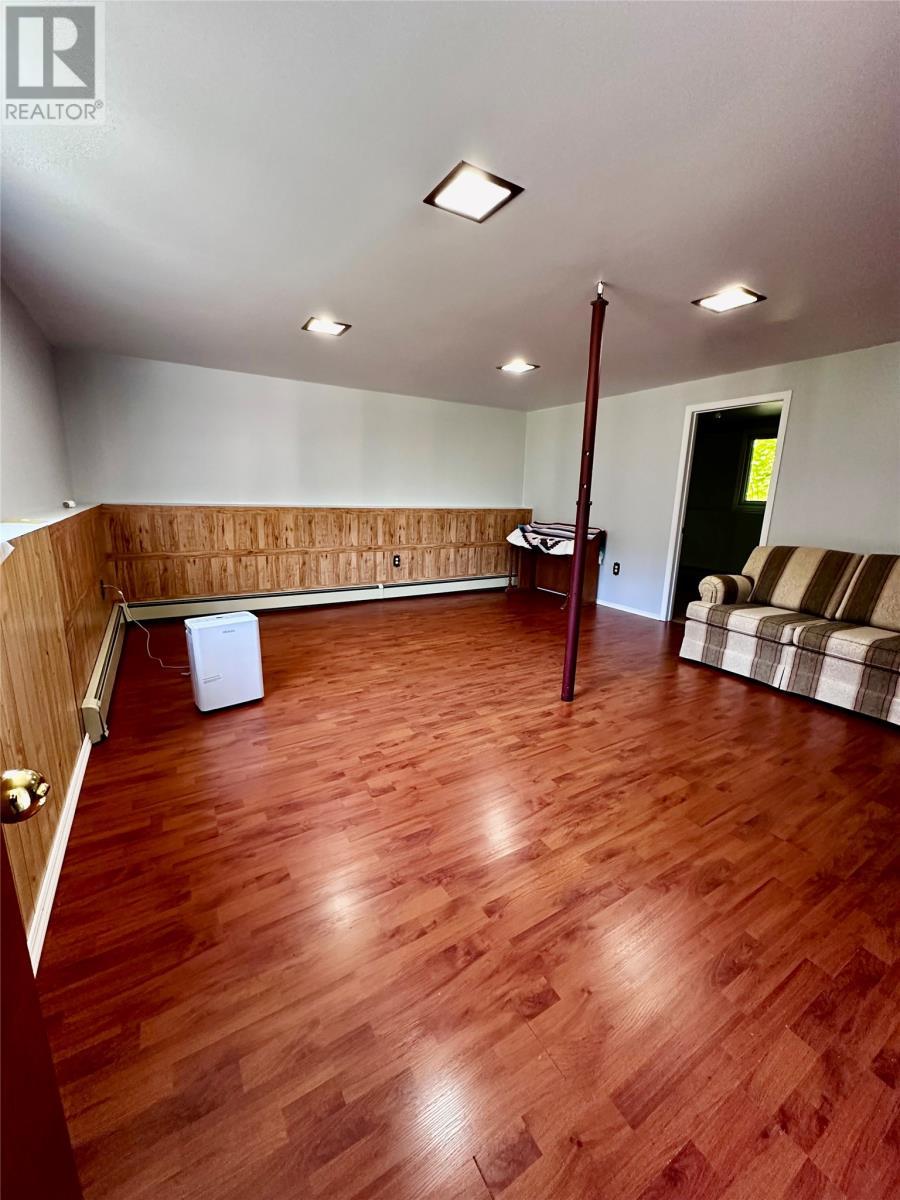 139 Main Street, Summerford, NL - Indoor Photo Showing Other Room