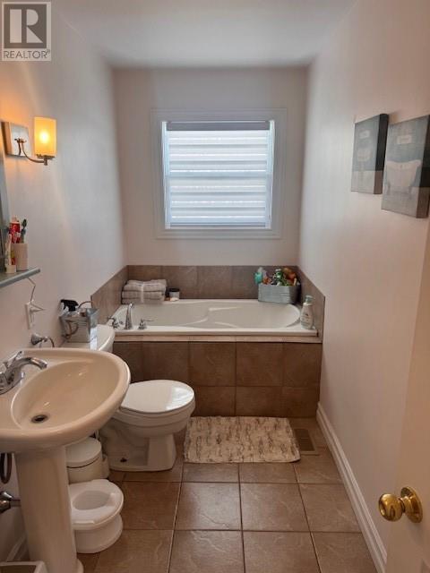 2 Heath Crescent, Gander, NL