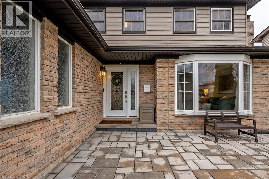 2475 Cavendish Drive, Burlington, ON - Outdoor With Deck Patio Veranda