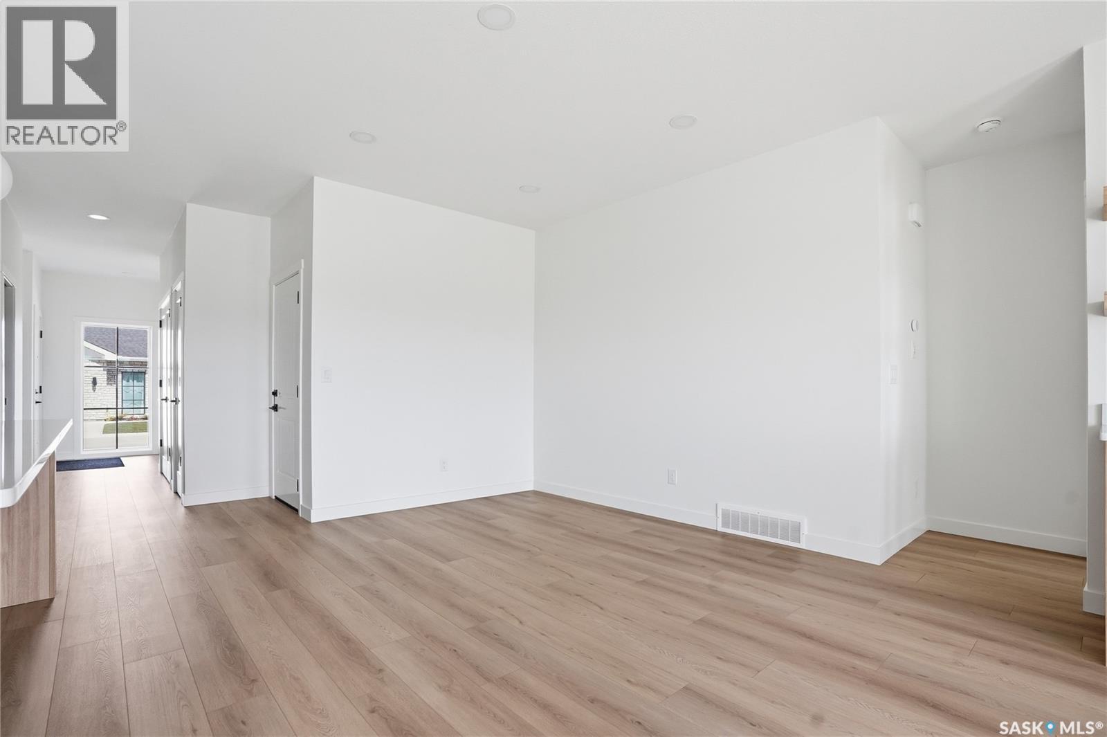 20 720 Brighton Boulevard, Saskatoon, SK - Indoor Photo Showing Other Room