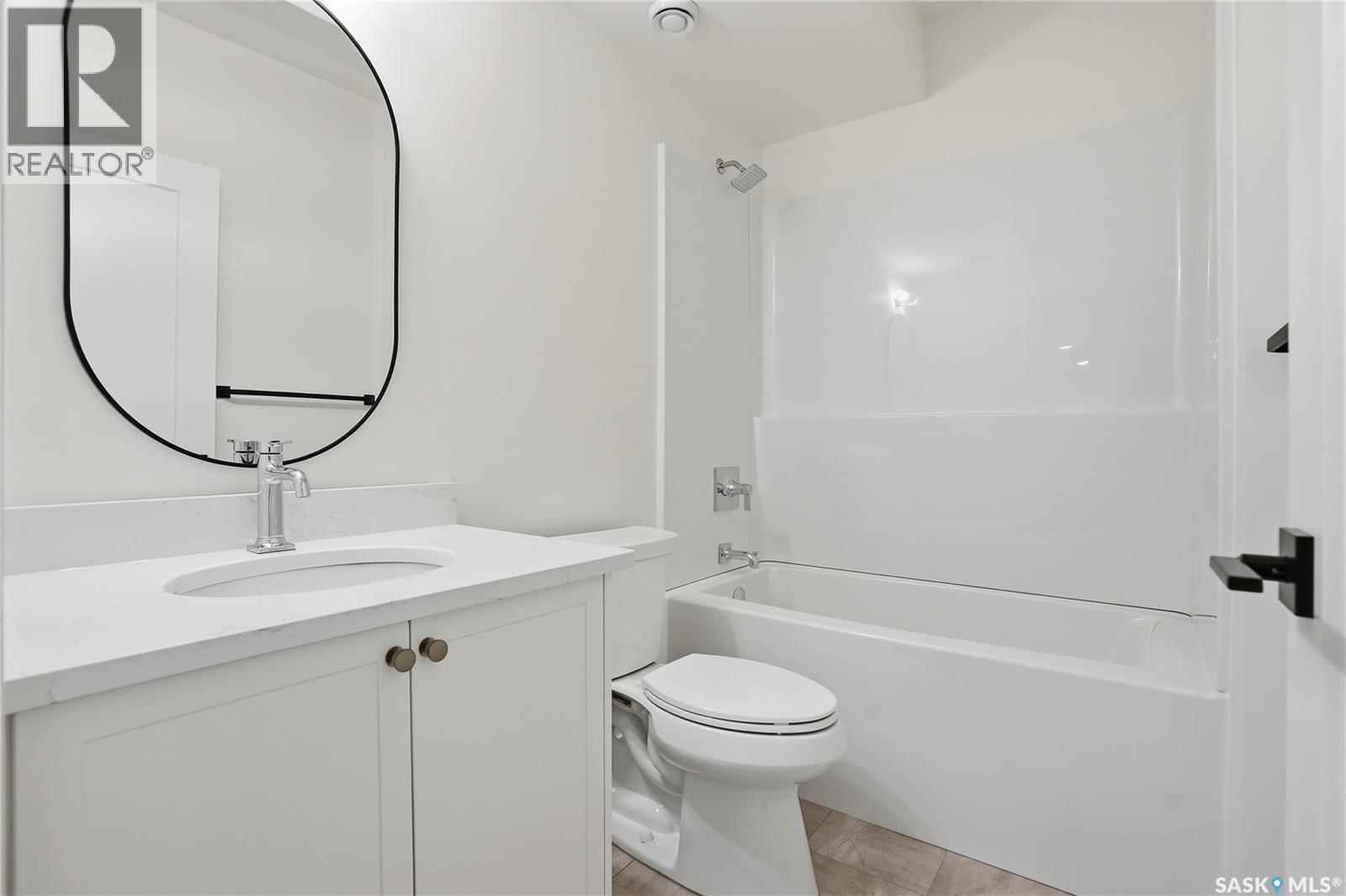 20 720 Brighton Boulevard, Saskatoon, SK - Indoor Photo Showing Bathroom