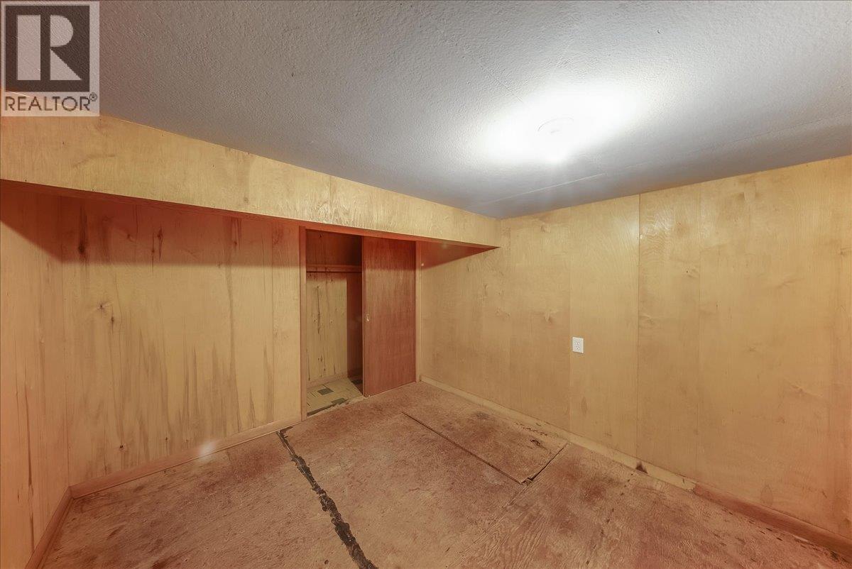 1734 Third Avenue, Trail, BC - Indoor Photo Showing Other Room