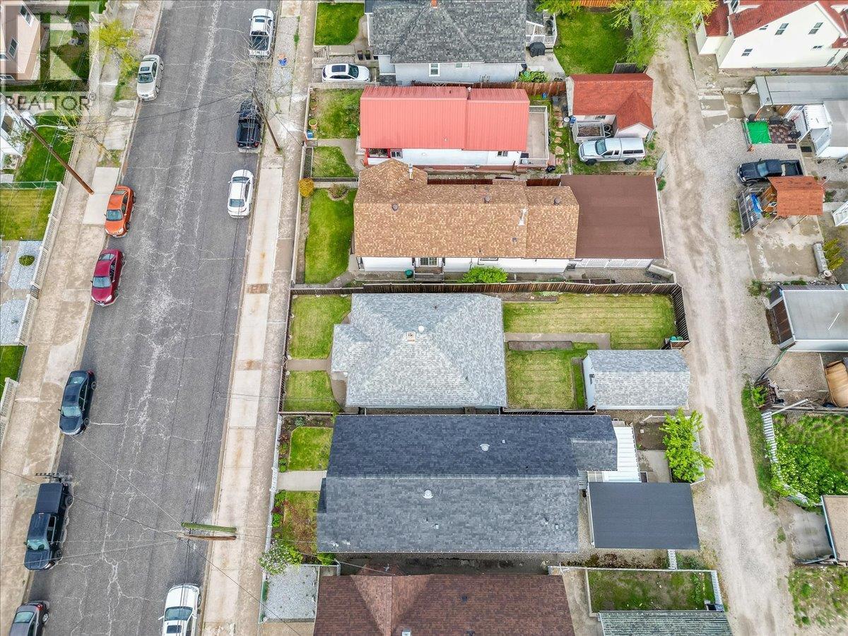1734 Third Avenue, Trail, BC - Outdoor