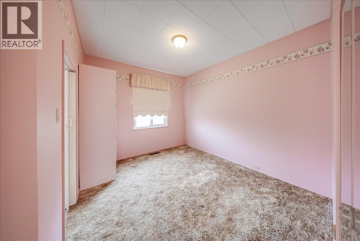 1734 Third Avenue, Trail, BC - Indoor Photo Showing Other Room