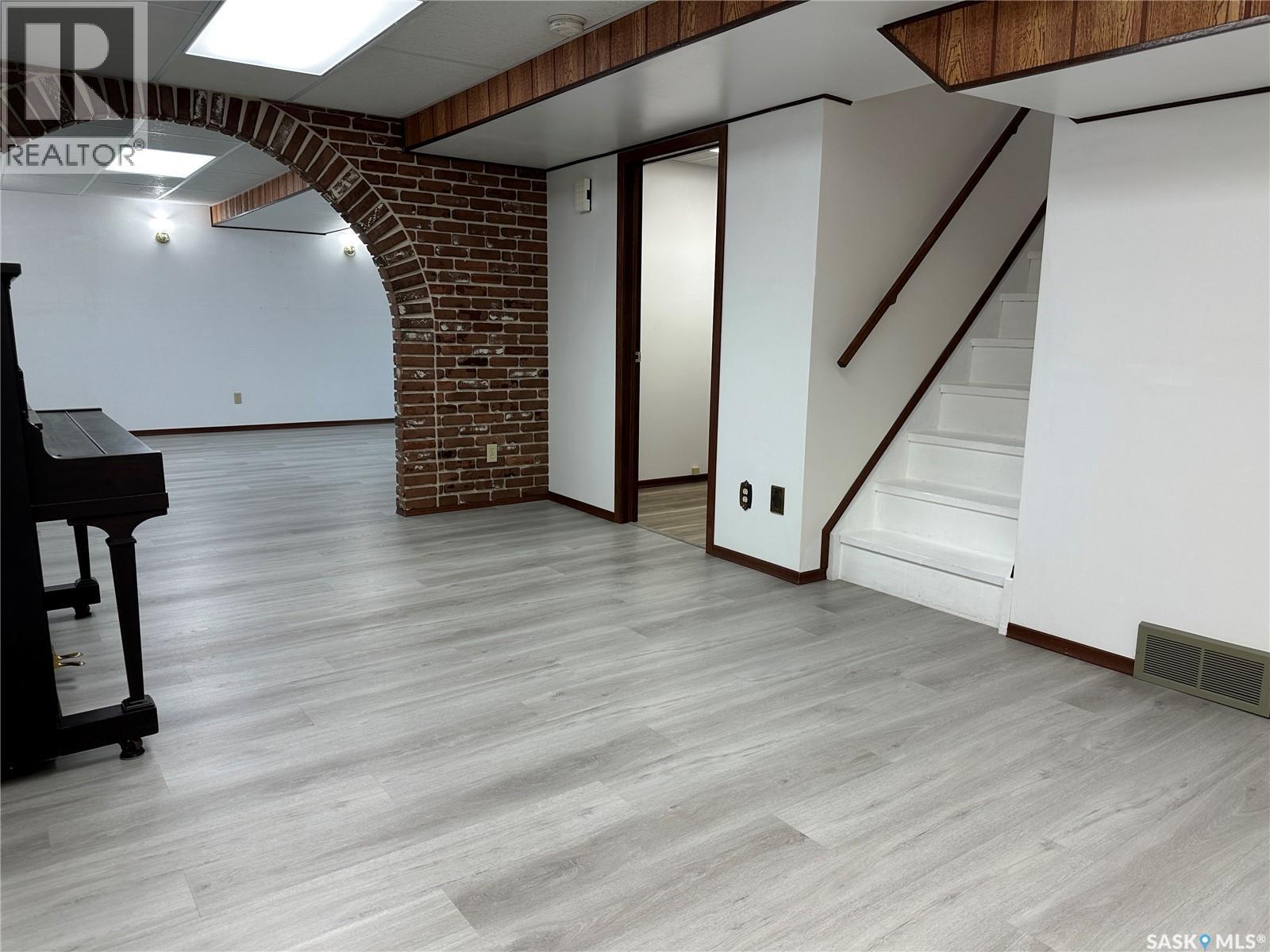 606 Staveley Crescent, Weyburn, SK - Indoor Photo Showing Other Room