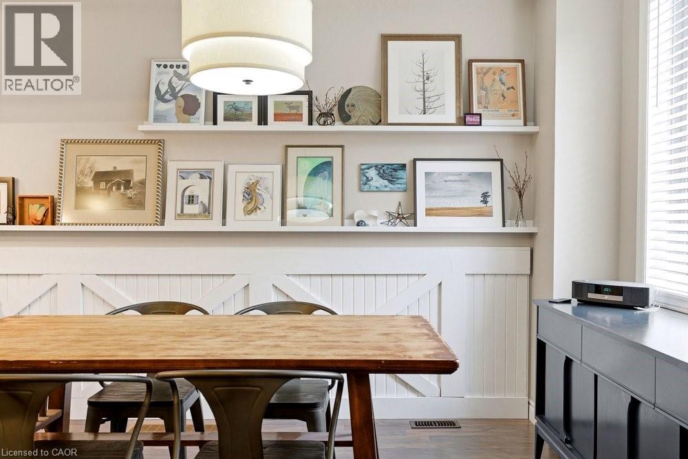 2362 Peppiatt Common, Burlington, ON - Indoor Photo Showing Dining Room
