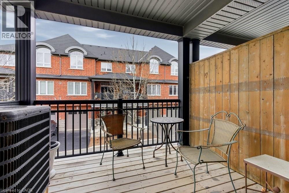 2362 Peppiatt Common, Burlington, ON - With Exterior