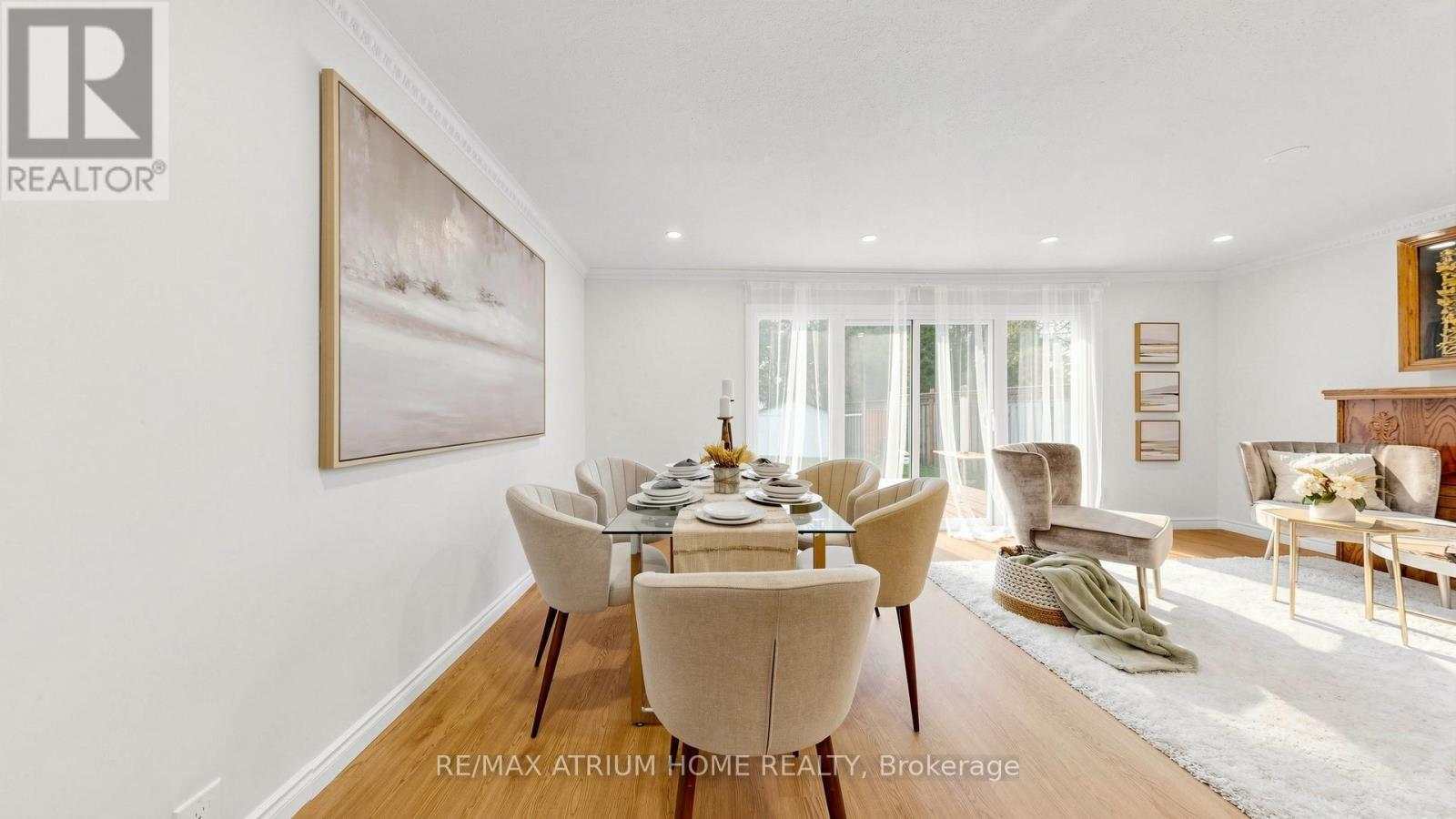 13 Applegate Crescent, Toronto, ON - Indoor