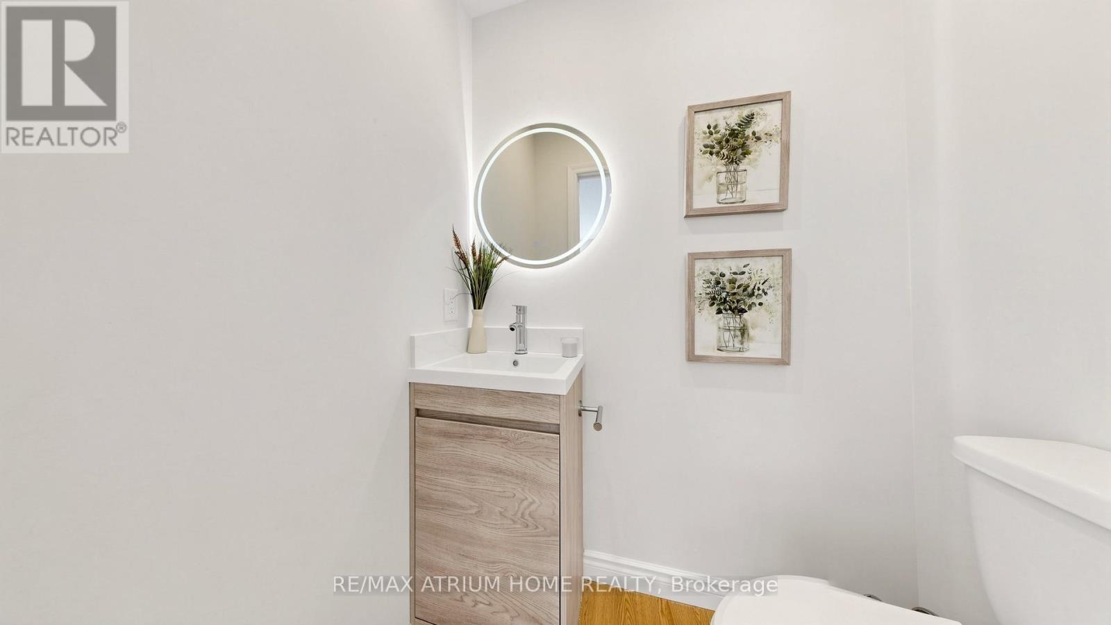 13 Applegate Crescent, Toronto, ON - Indoor Photo Showing Bathroom