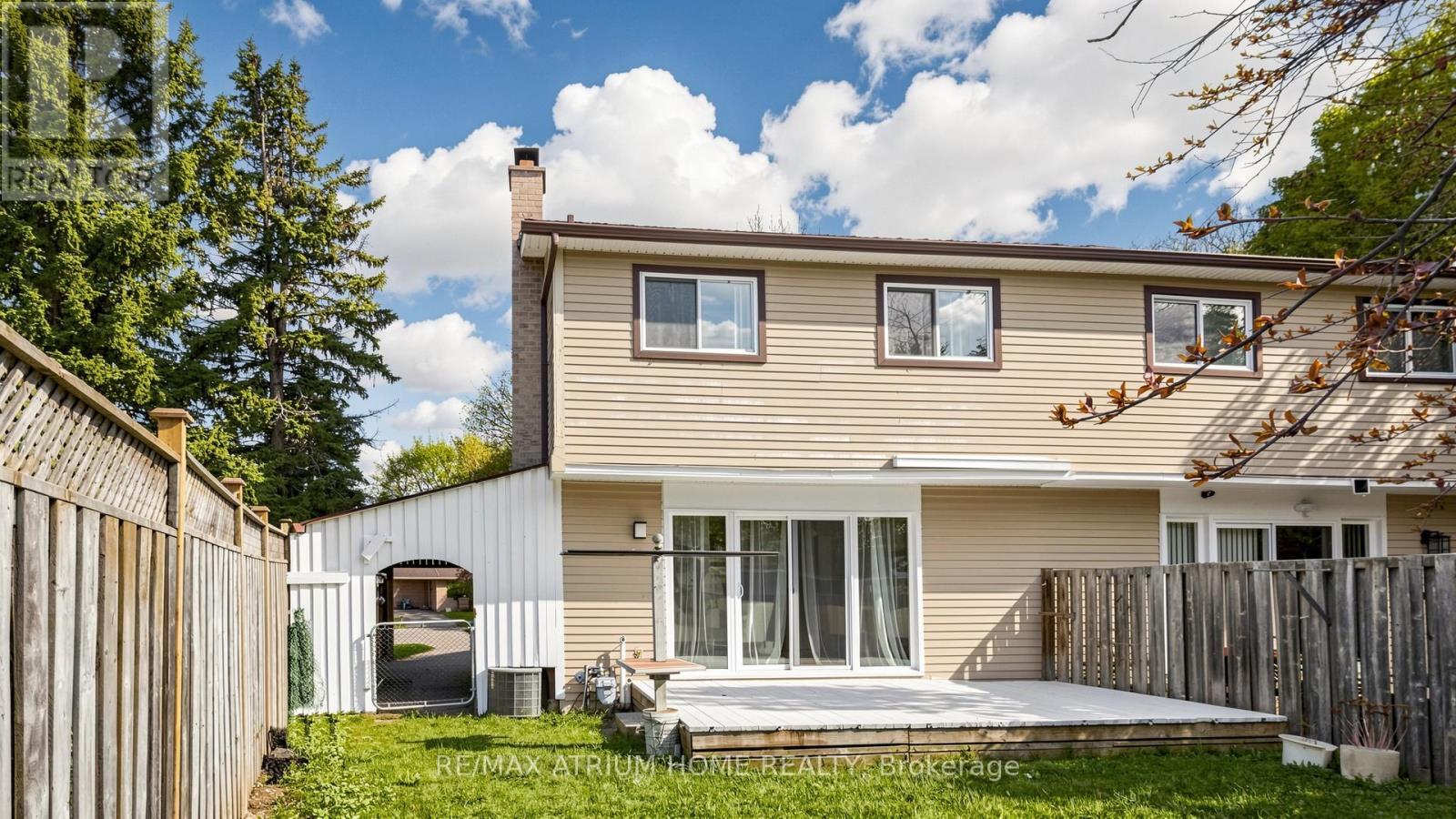 13 Applegate Crescent, Toronto, ON - Outdoor