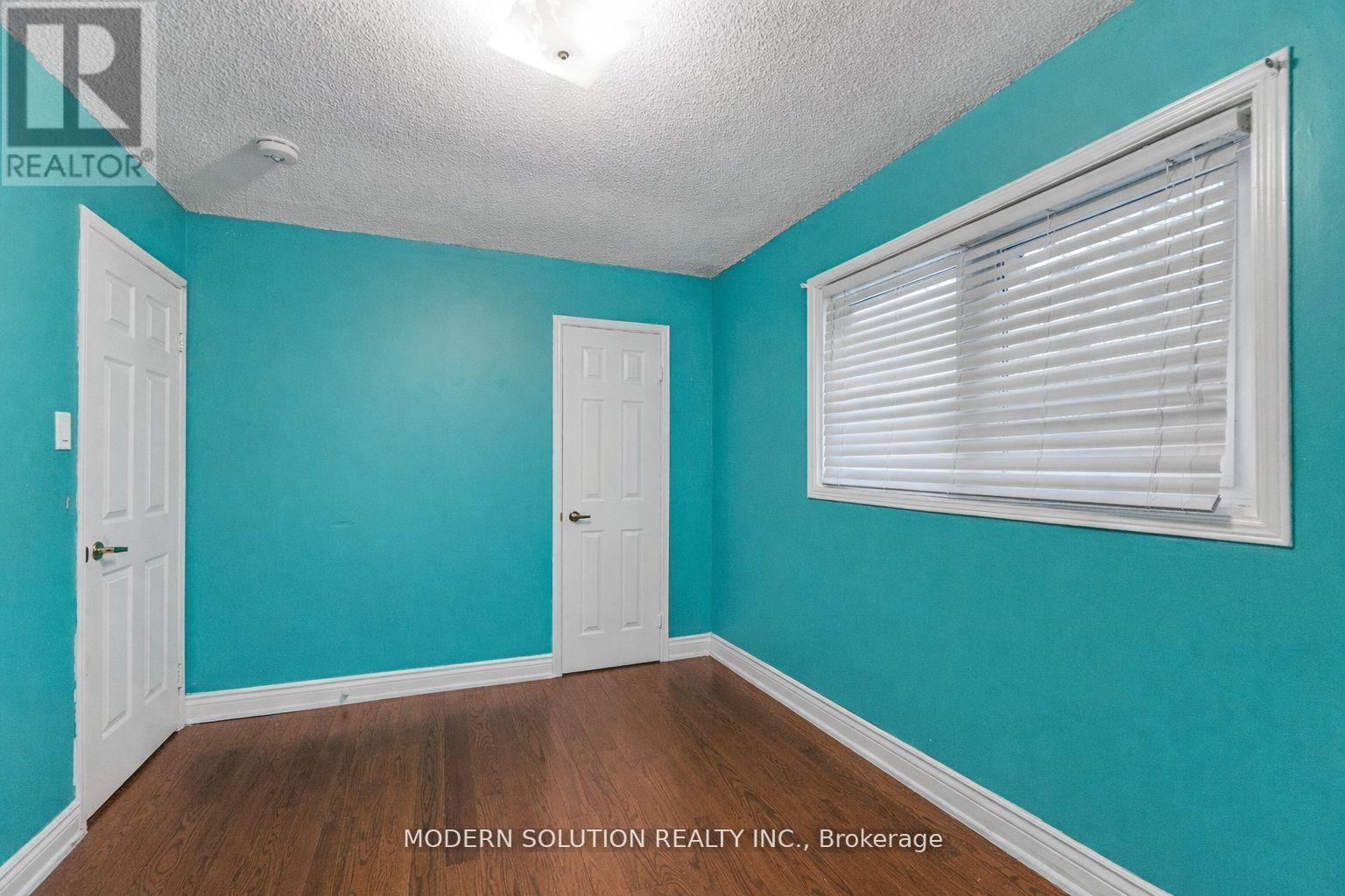 438 Ojibway Trail, Mississauga, ON - Indoor Photo Showing Other Room